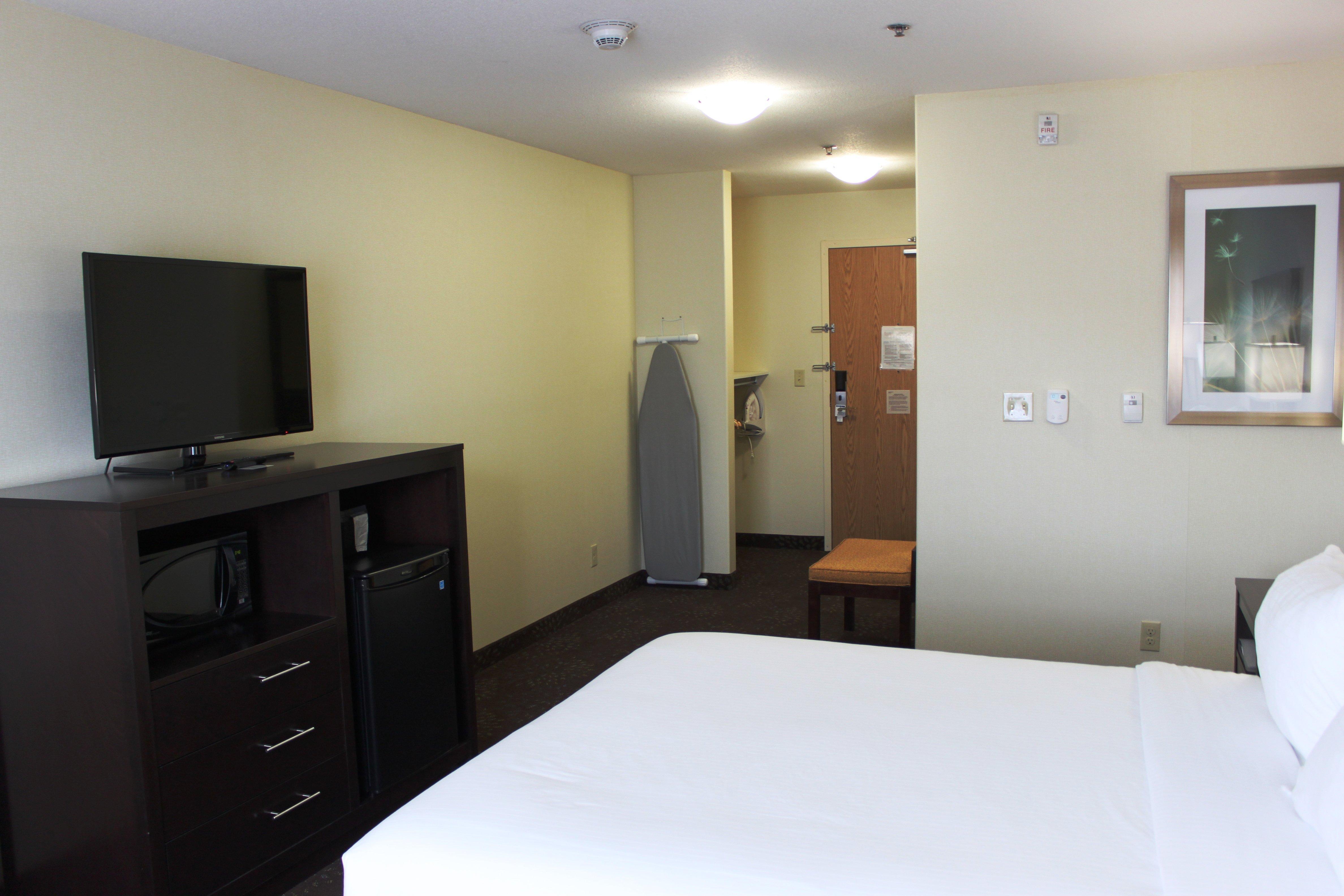 Holiday Inn Express Yorkton East By Ihg Exterior foto