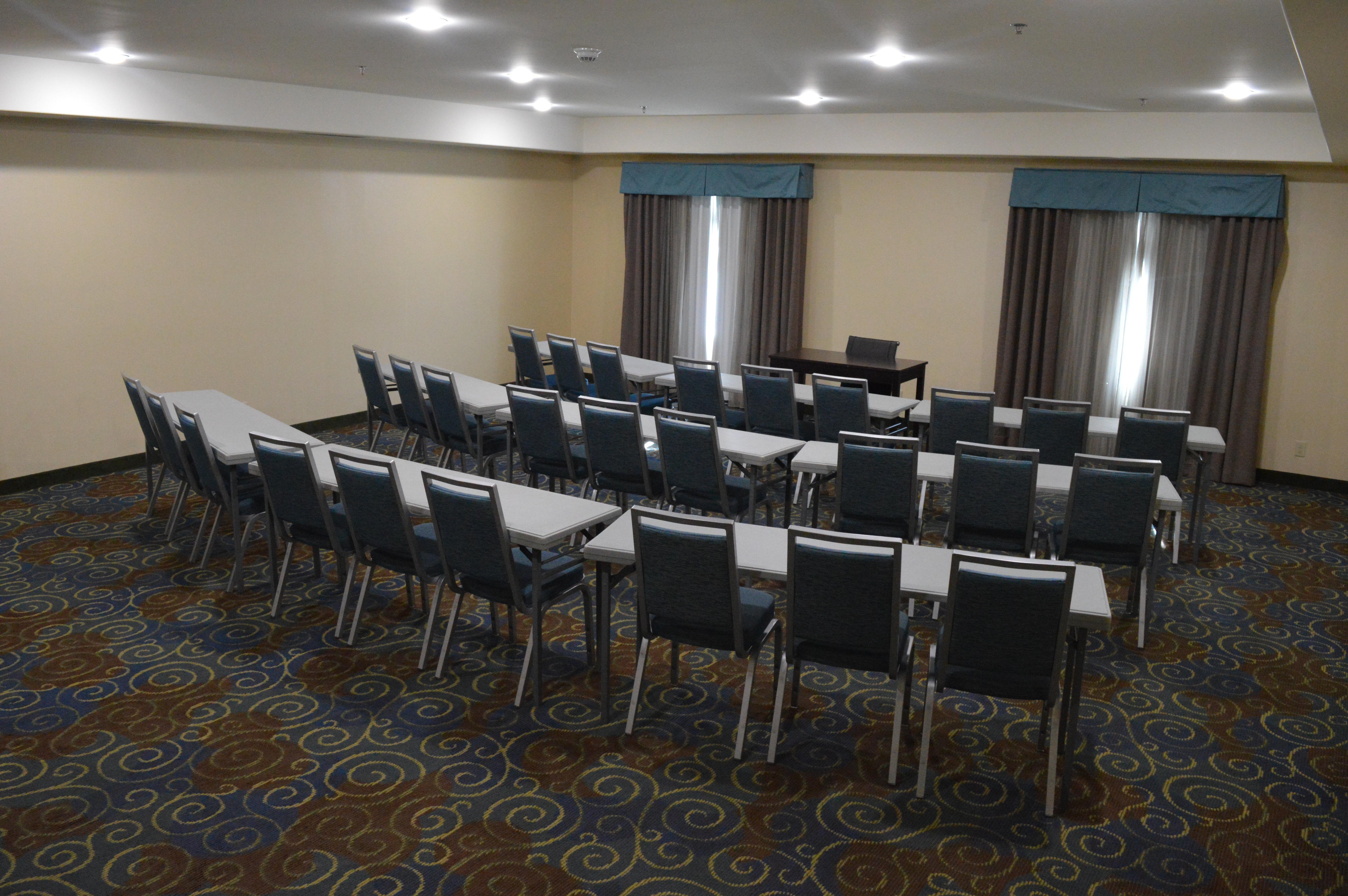 Holiday Inn Express Yorkton East By Ihg Exterior foto