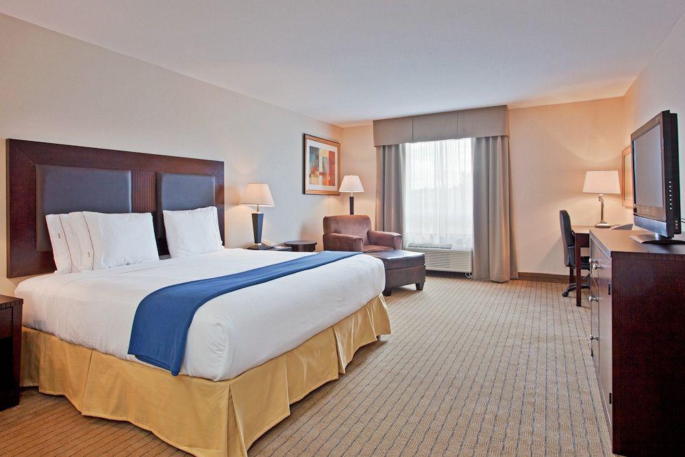 Holiday Inn Express Yorkton East By Ihg Exterior foto